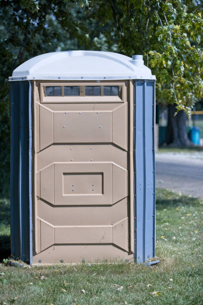 Portable Toilet Options We Offer in Fort Myers, FL